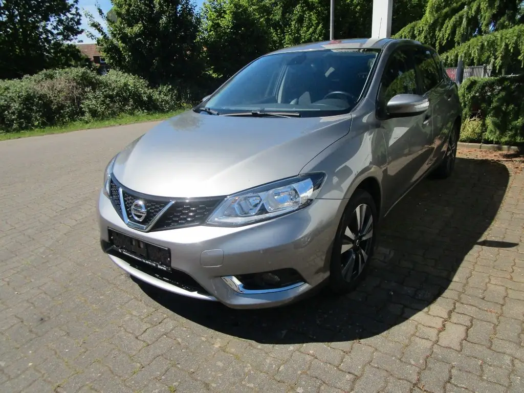 Photo 1 : Nissan Pulsar 2017 Petrol