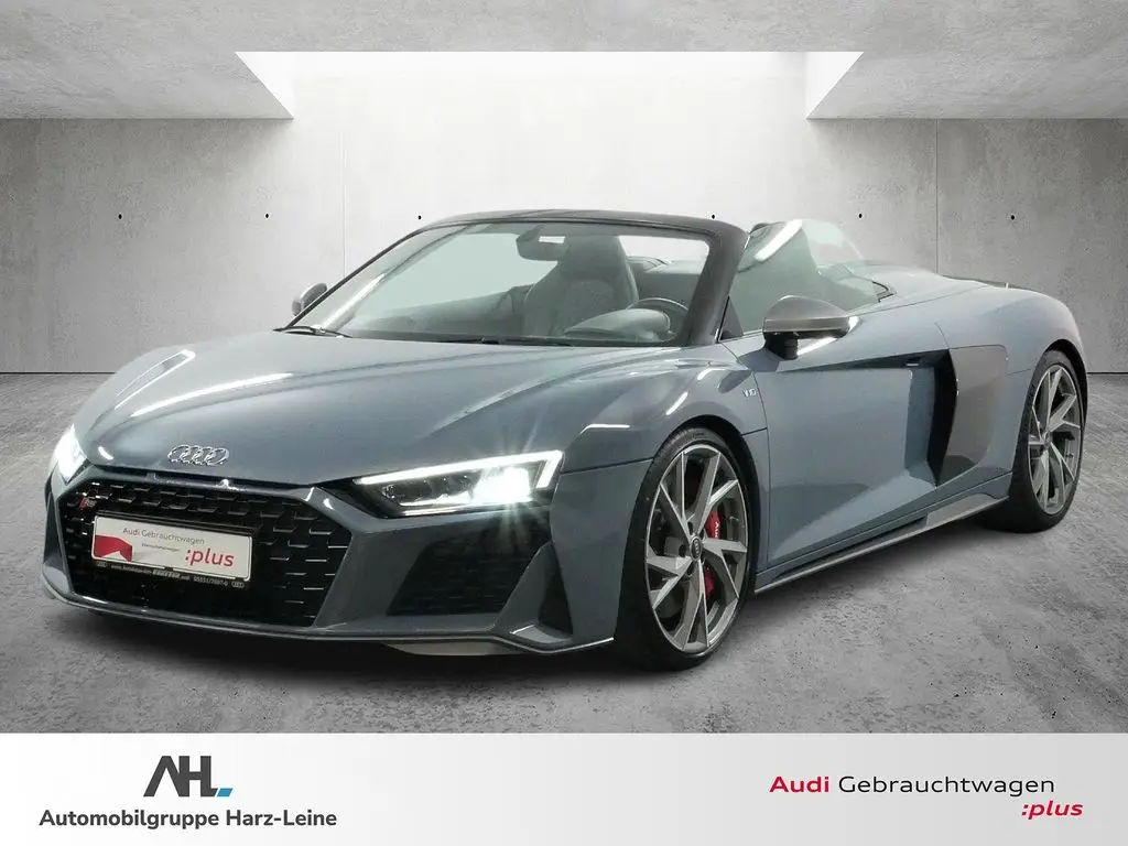 Photo 1 : Audi R8 2022 Petrol