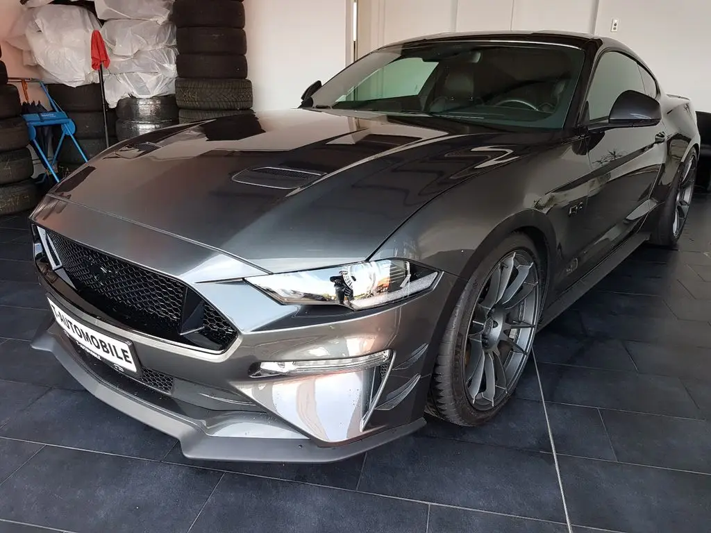 Photo 1 : Ford Mustang 2020 Petrol