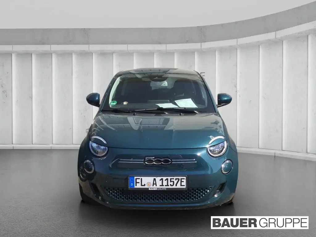 Photo 1 : Fiat 500 2023 Non renseigné