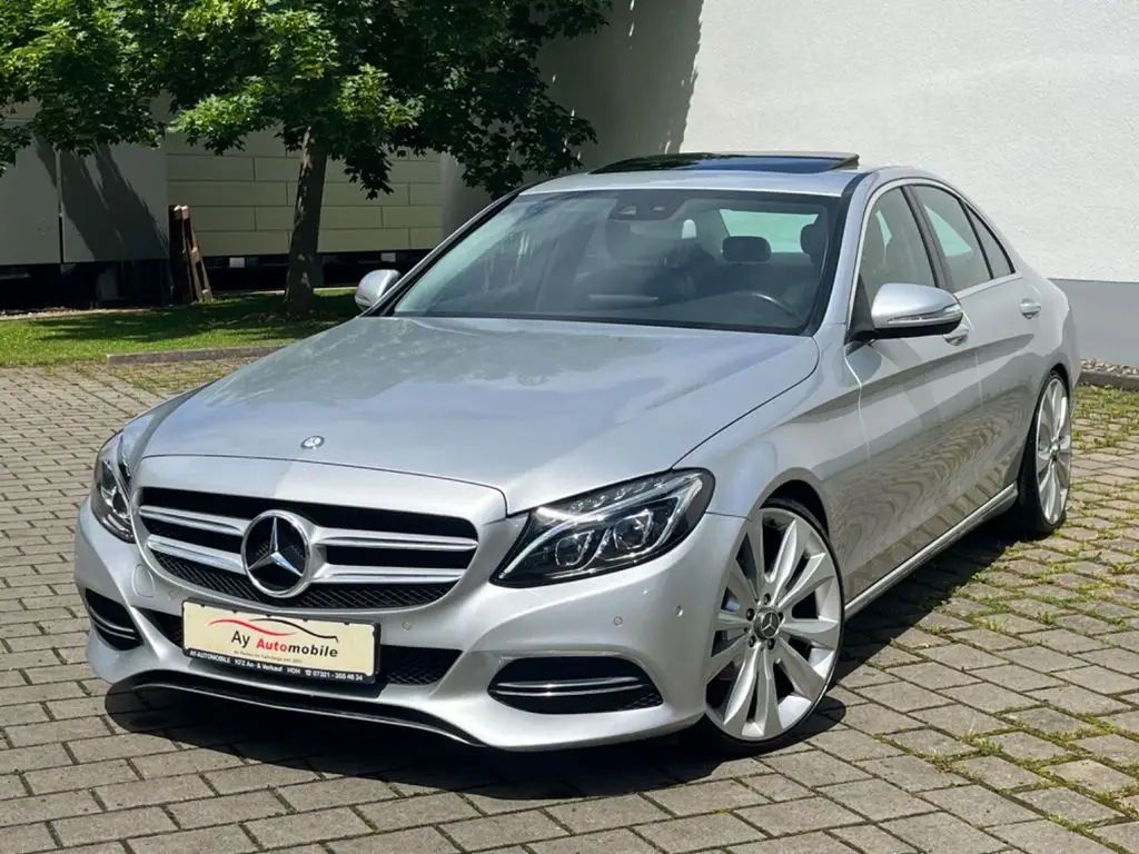 Photo 1 : Mercedes-benz Classe C 2015 Essence