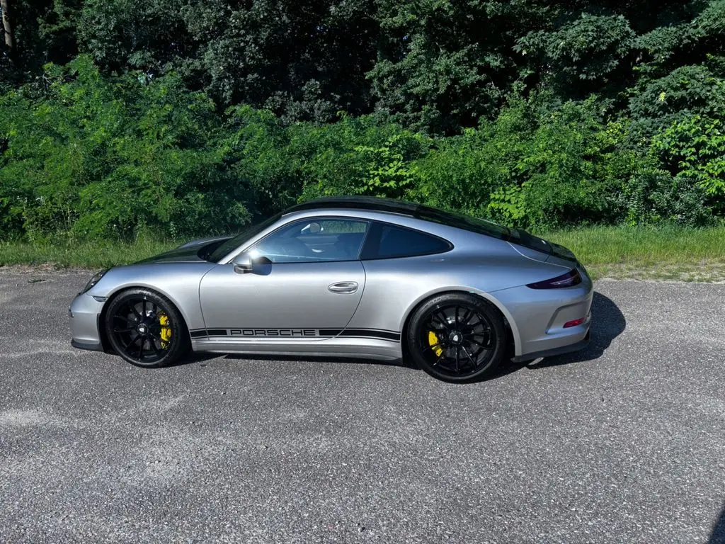 Photo 1 : Porsche 991 2016 Essence