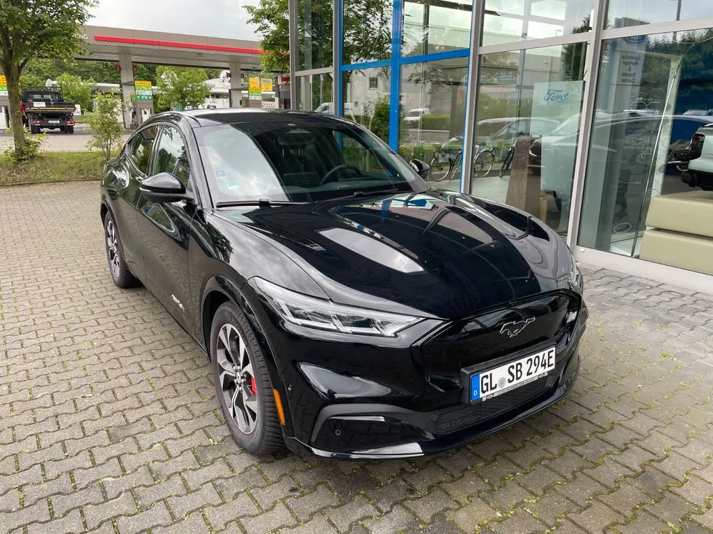 Photo 1 : Ford Mustang 2023 Non renseigné