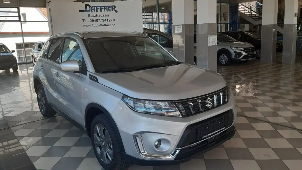 Photo 1 : Suzuki Vitara 2022 Petrol