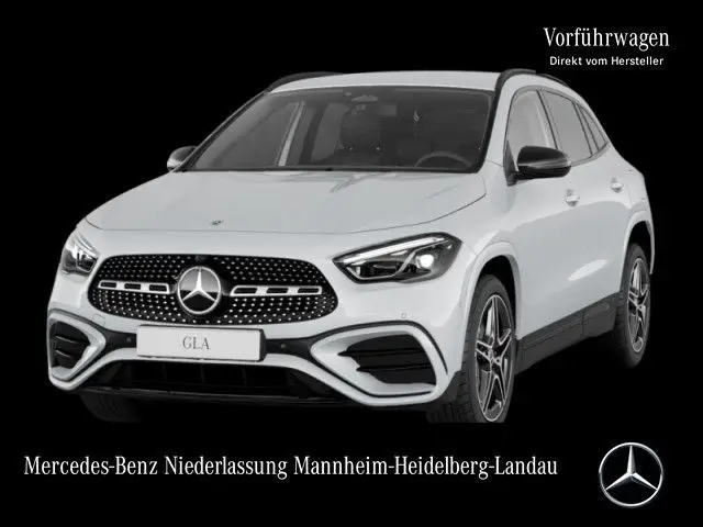 Photo 1 : Mercedes-benz Classe Gla 2024 Petrol