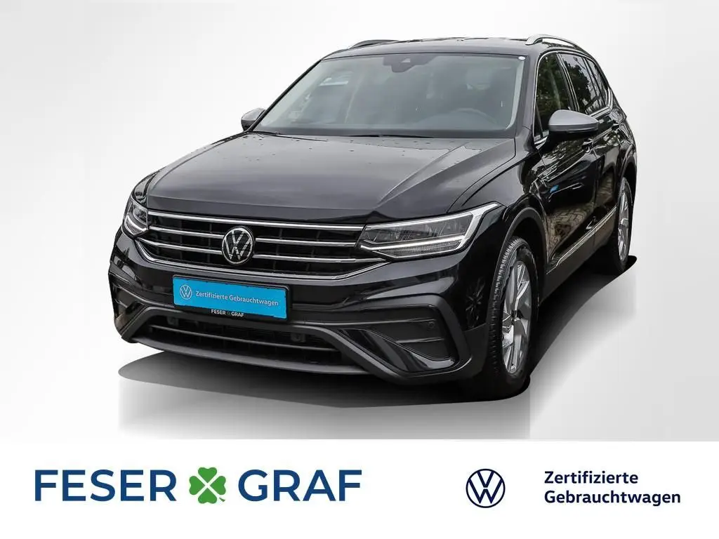 Photo 1 : Volkswagen Tiguan 2023 Essence