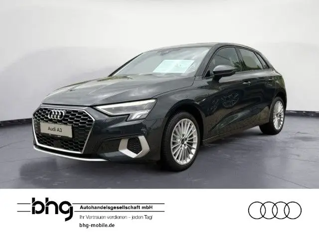 Photo 1 : Audi A3 2024 Essence