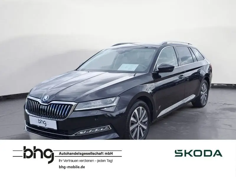 Photo 1 : Skoda Superb 2023 Petrol