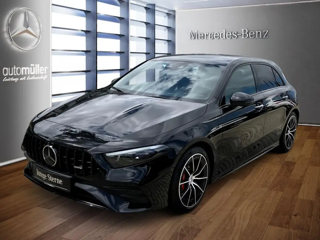 Photo 1 : Mercedes-benz Classe A 2023 Petrol