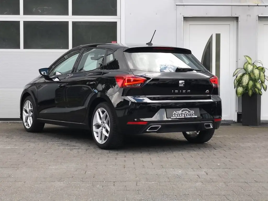 Photo 1 : Seat Ibiza 2021 Essence