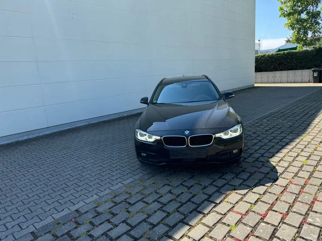 Photo 1 : Bmw Serie 3 2018 Diesel