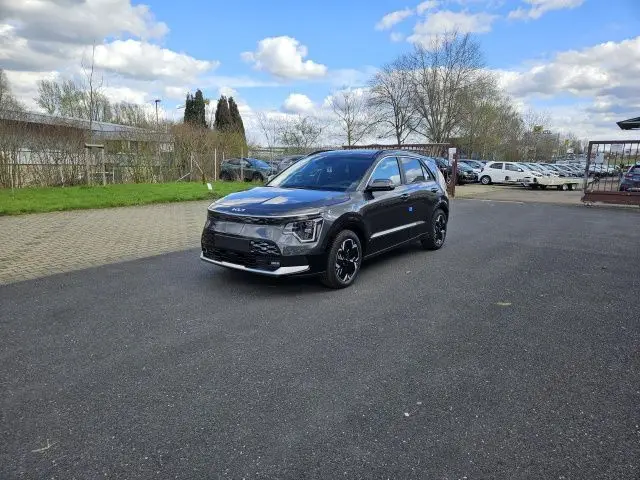 Photo 1 : Kia Niro 2024 Non renseigné