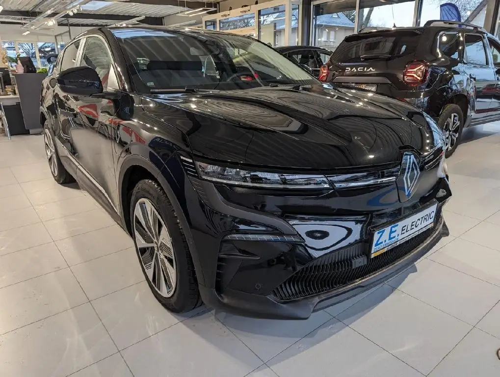 Photo 1 : Renault Megane 2024 Non renseigné