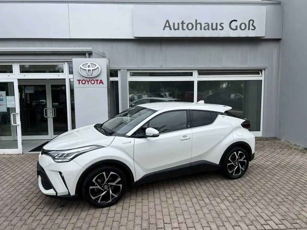 Photo 1 : Toyota C-hr 2020 Petrol