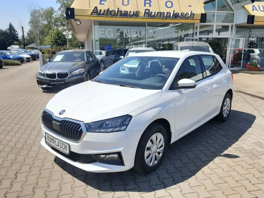 Photo 1 : Skoda Fabia 2024 Essence