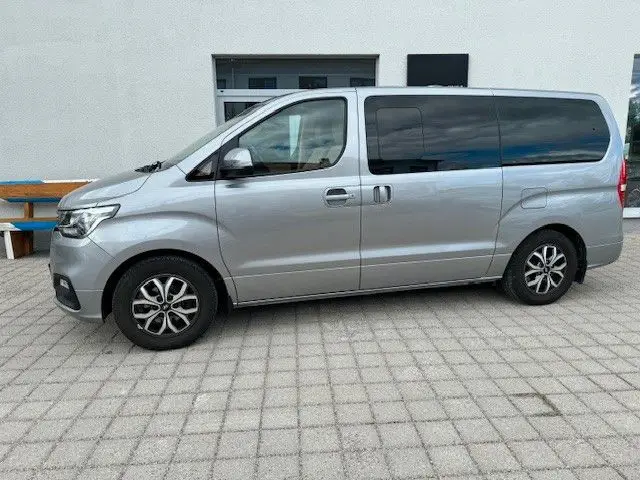 Photo 1 : Hyundai H-1 2019 Diesel