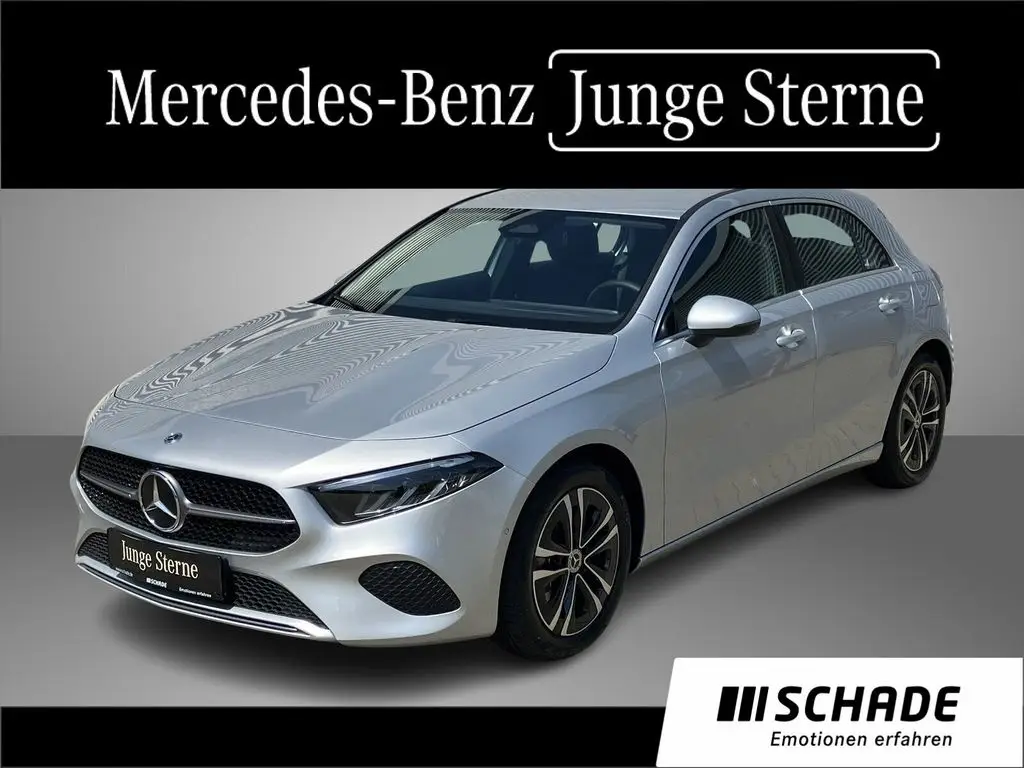 Photo 1 : Mercedes-benz Classe A 2023 Petrol