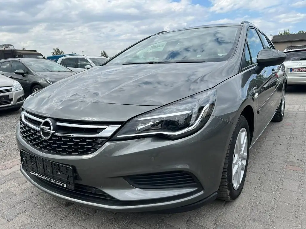 Photo 1 : Opel Astra 2019 Diesel