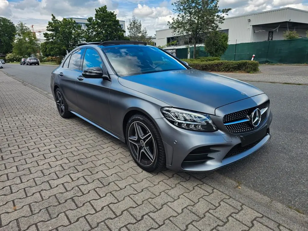 Photo 1 : Mercedes-benz Classe C 2020 Petrol