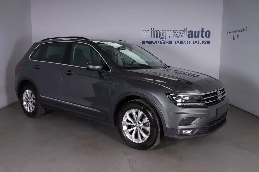 Photo 1 : Volkswagen Tiguan 2019 Diesel