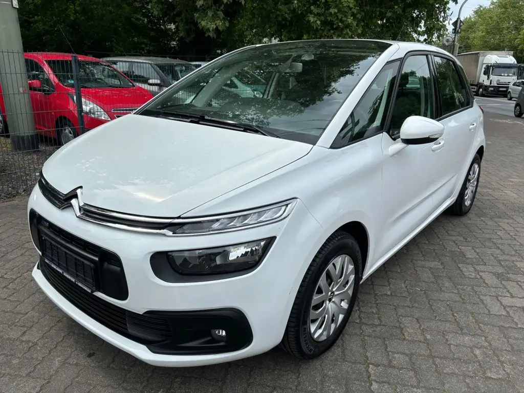 Photo 1 : Citroen C4 2017 Essence