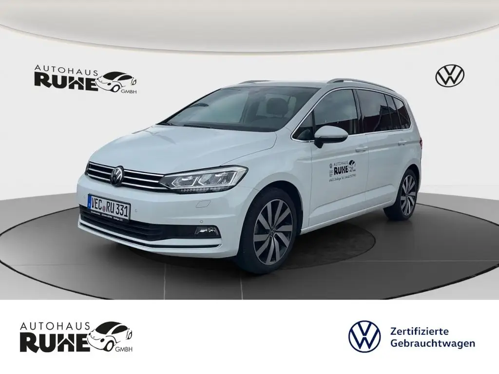 Photo 1 : Volkswagen Touran 2023 Petrol