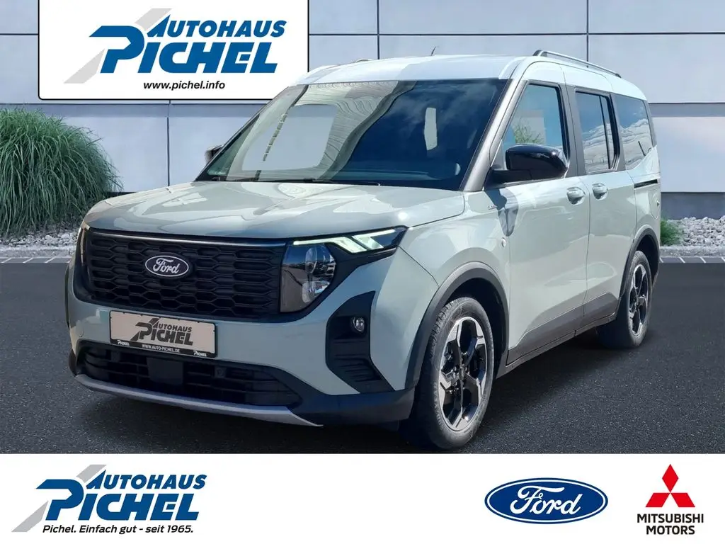 Photo 1 : Ford Tourneo 2024 Essence