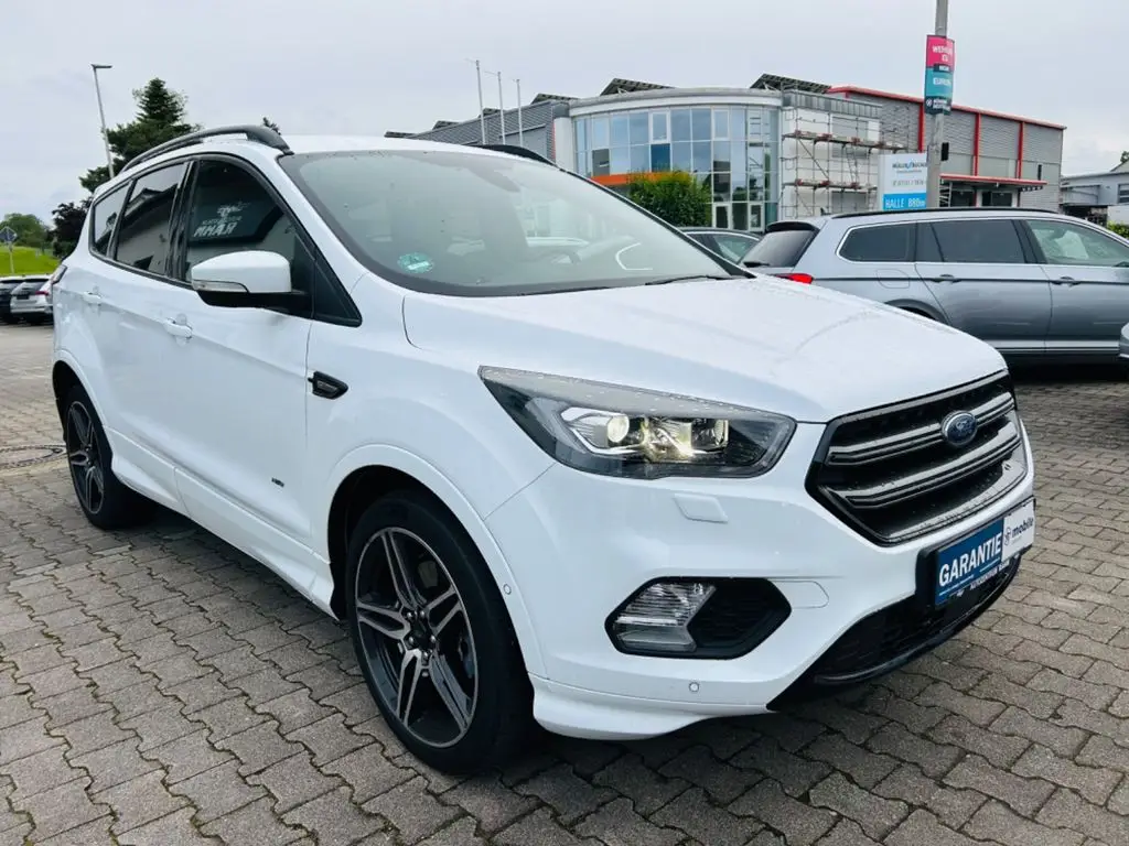 Photo 1 : Ford Kuga 2018 Essence