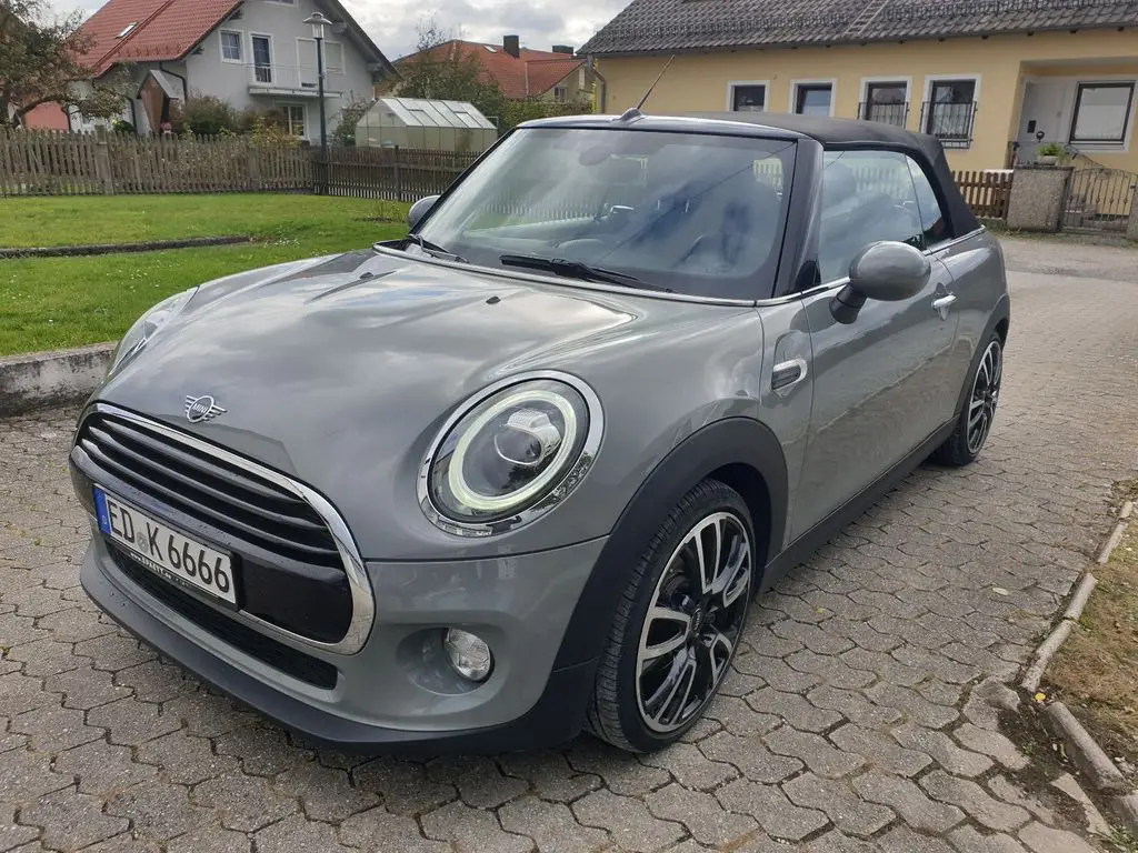 Photo 1 : Mini Cooper 2019 Petrol