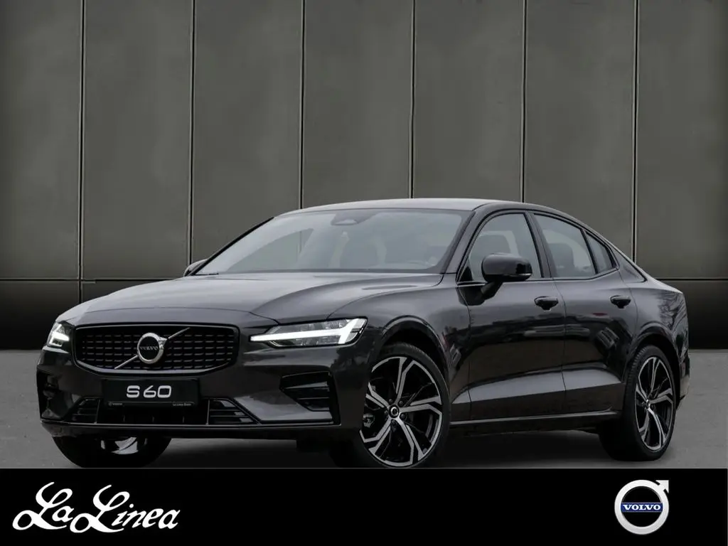 Photo 1 : Volvo S60 2023 Essence