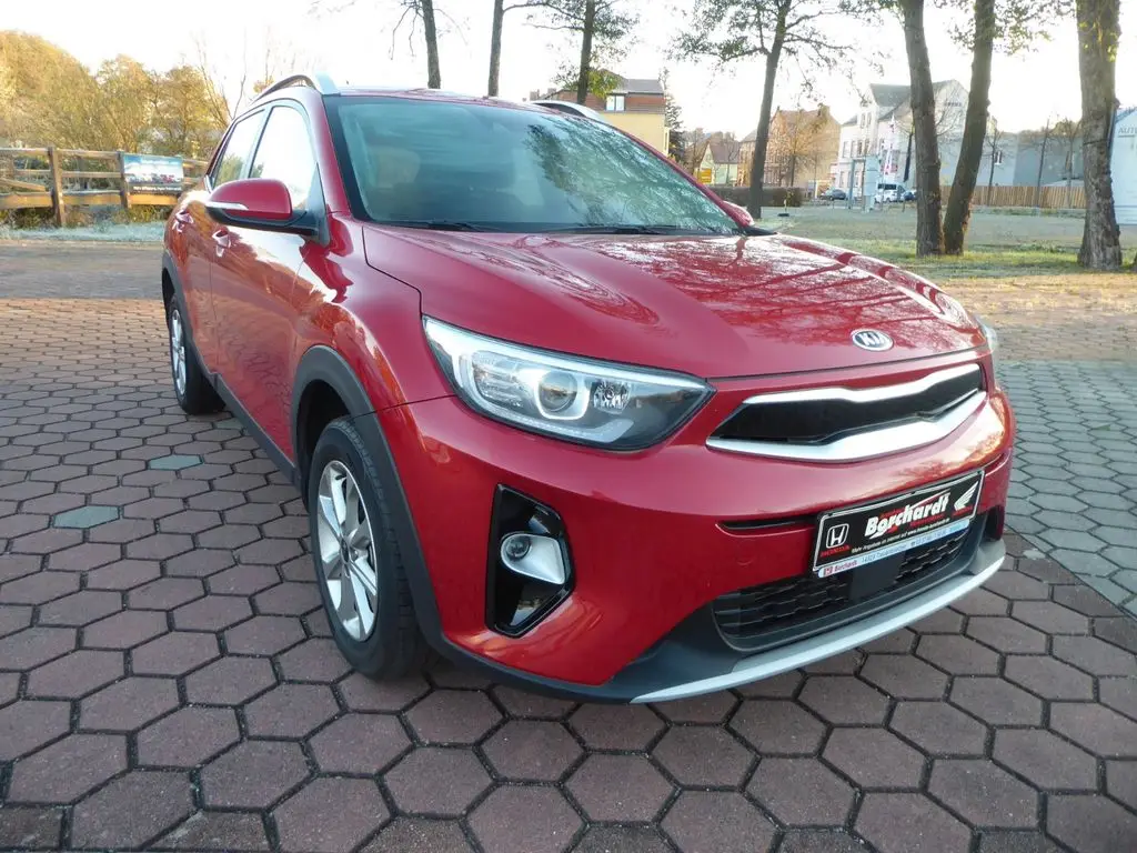 Photo 1 : Kia Stonic 2018 Petrol