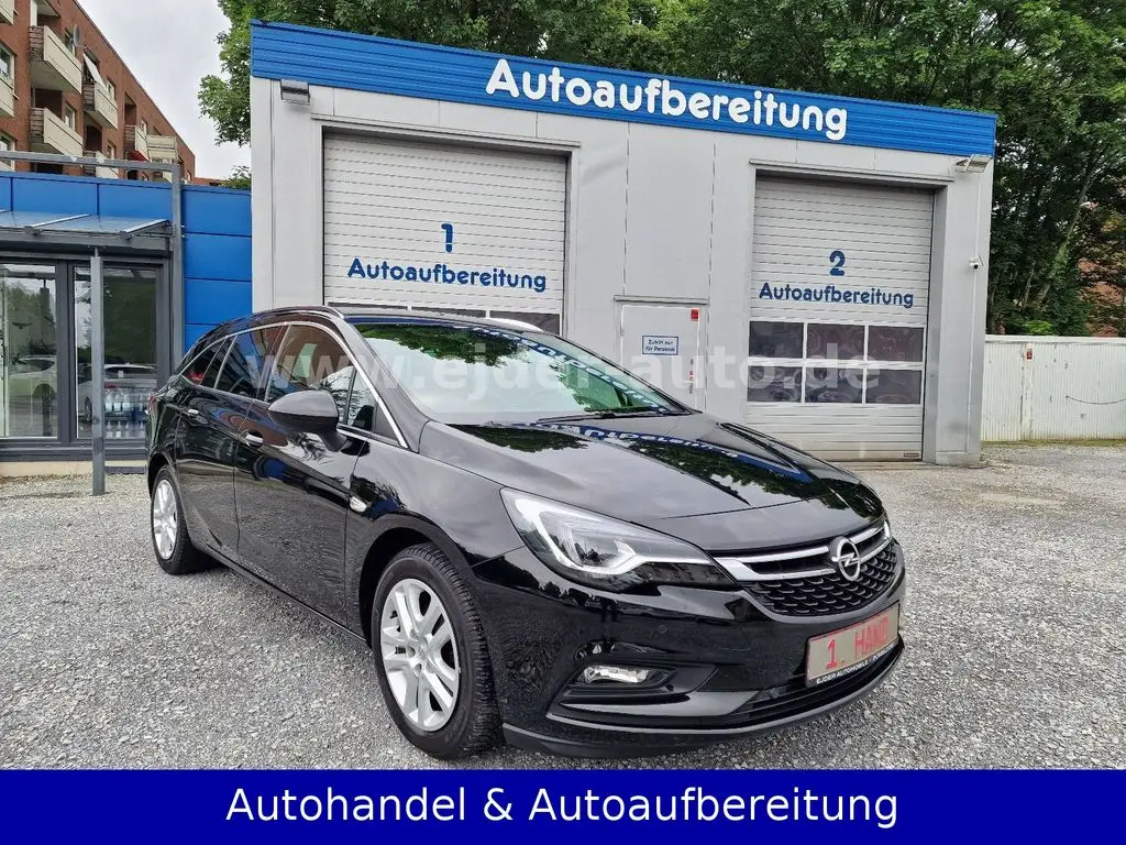 Photo 1 : Opel Astra 2018 Petrol