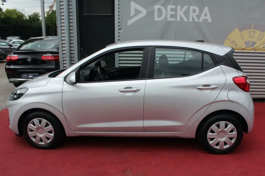 Photo 1 : Hyundai I10 2022 Petrol