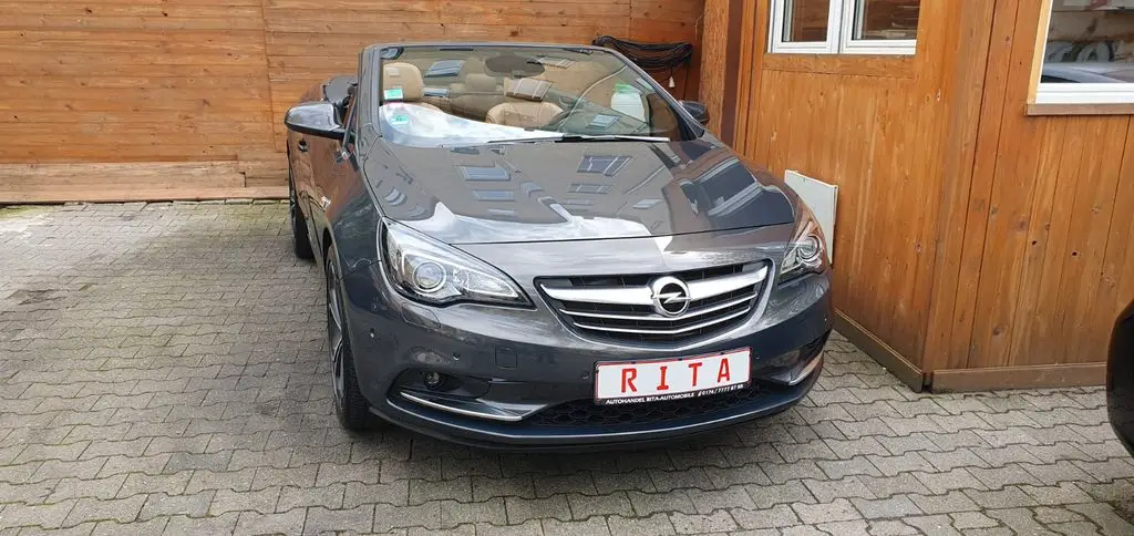 Photo 1 : Opel Cascada 2015 Essence