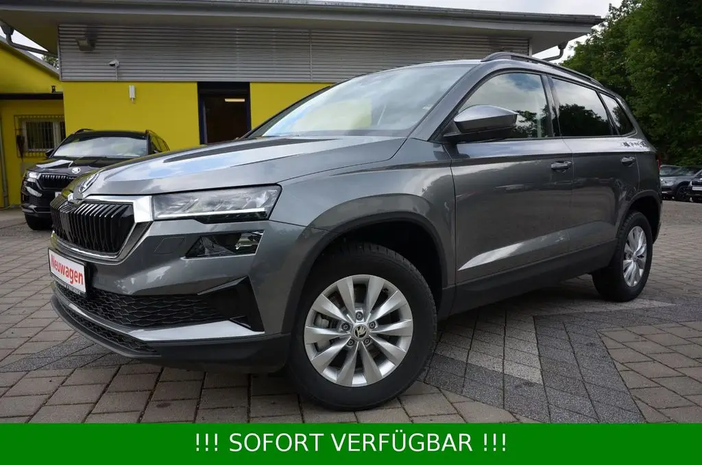 Photo 1 : Skoda Karoq 2024 Essence