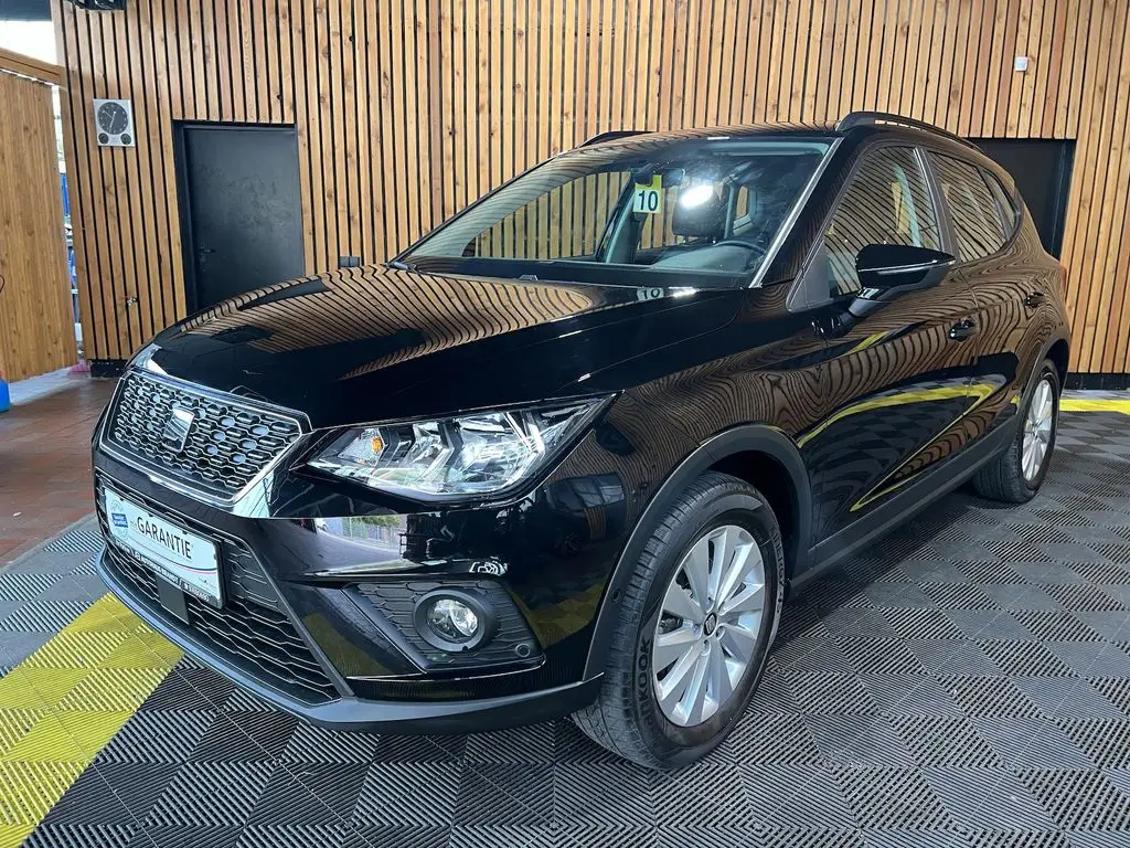 Photo 1 : Seat Arona 2020 Petrol