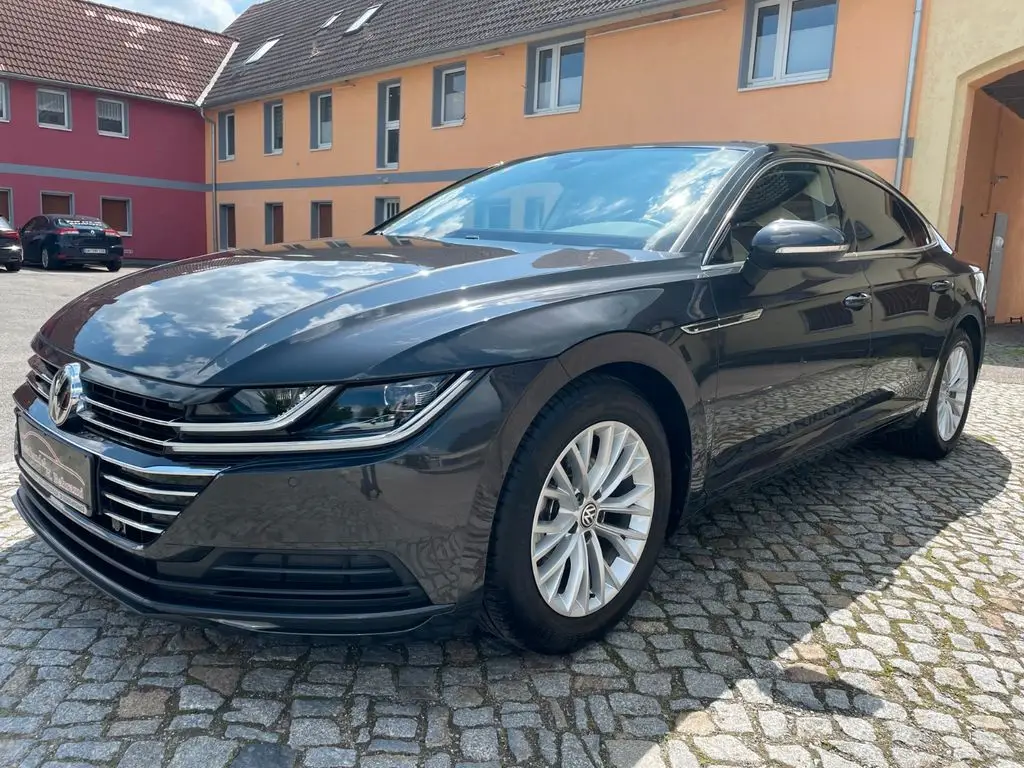 Photo 1 : Volkswagen Arteon 2018 Essence