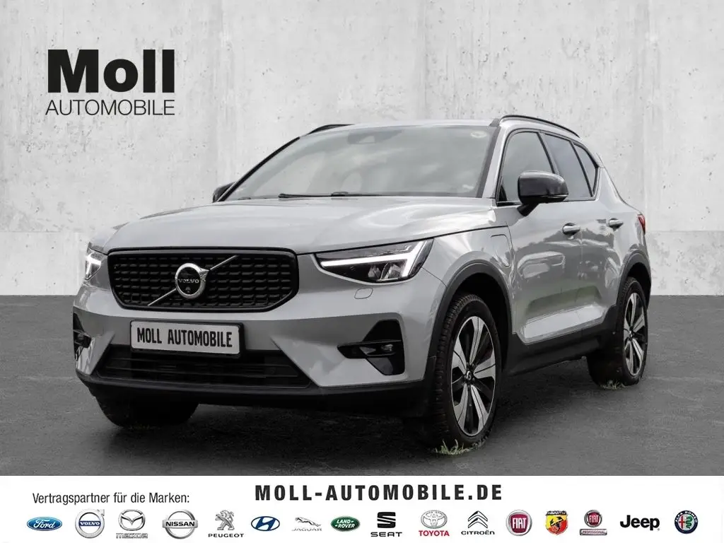 Photo 1 : Volvo Xc40 2023 Hybride