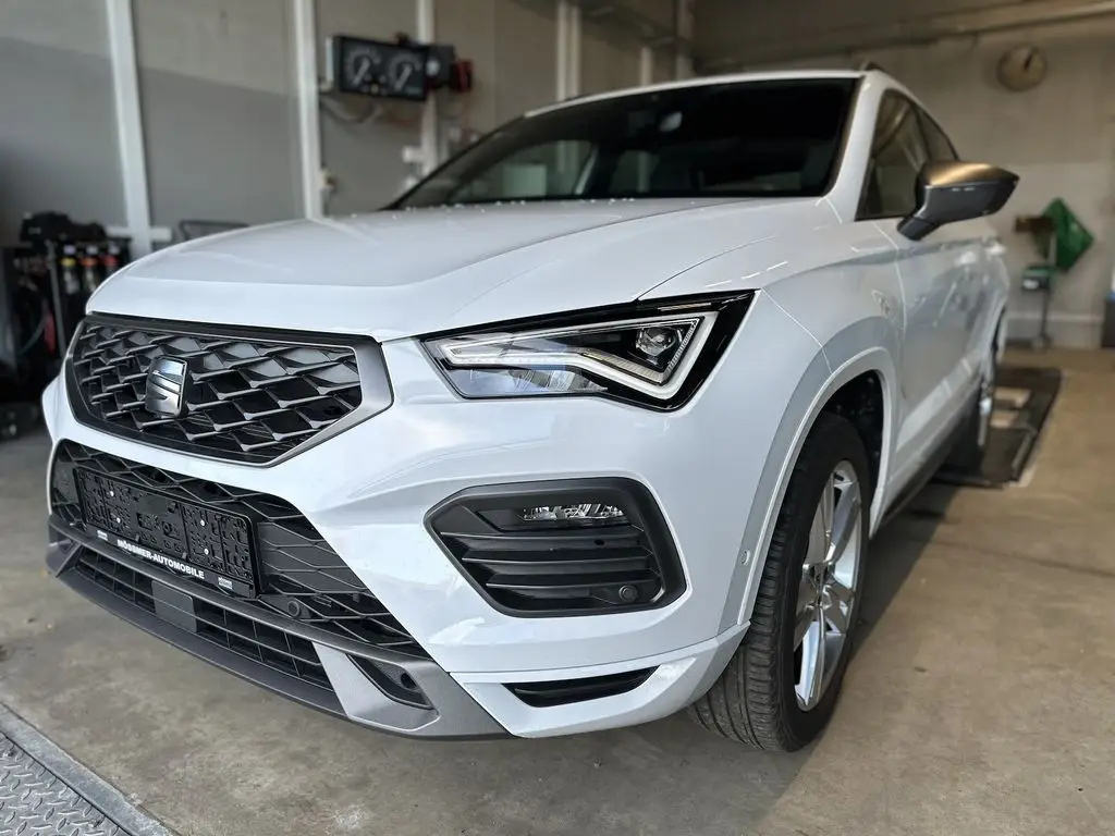 Photo 1 : Seat Ateca 2023 Petrol