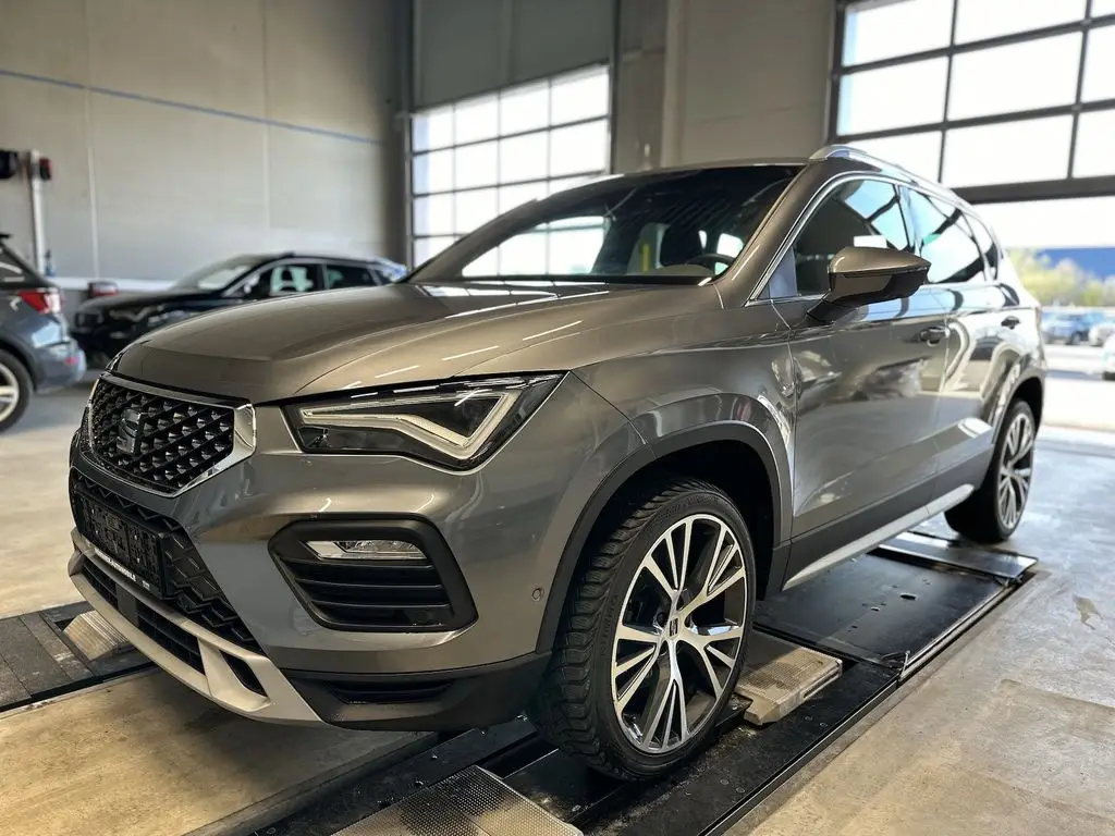 Photo 1 : Seat Ateca 2023 Petrol