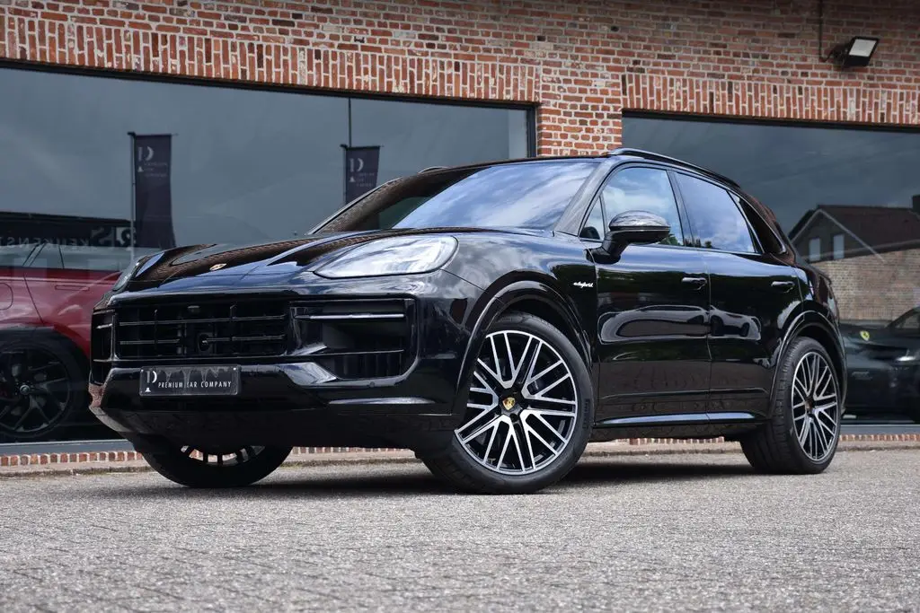 Photo 1 : Porsche Cayenne 2024 Hybride