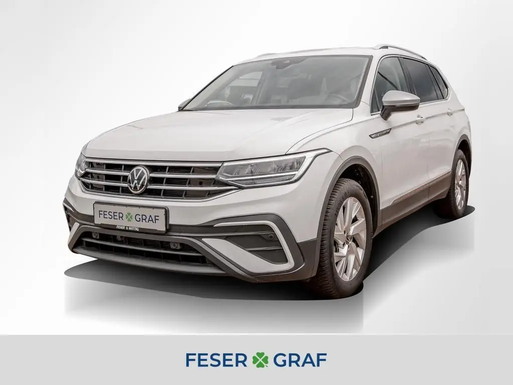 Photo 1 : Volkswagen Tiguan 2023 Petrol