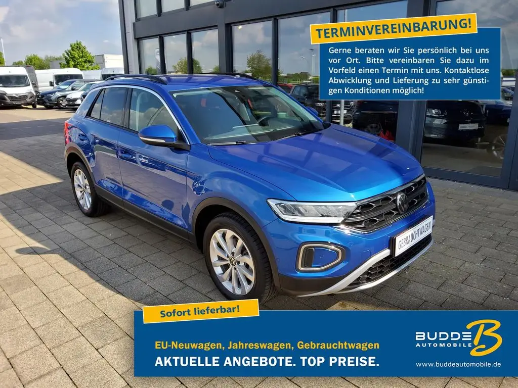 Photo 1 : Volkswagen T-roc 2023 Essence