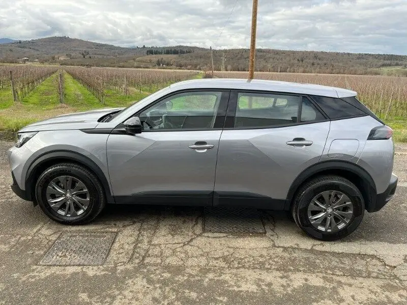 Photo 1 : Peugeot 2008 2022 Petrol