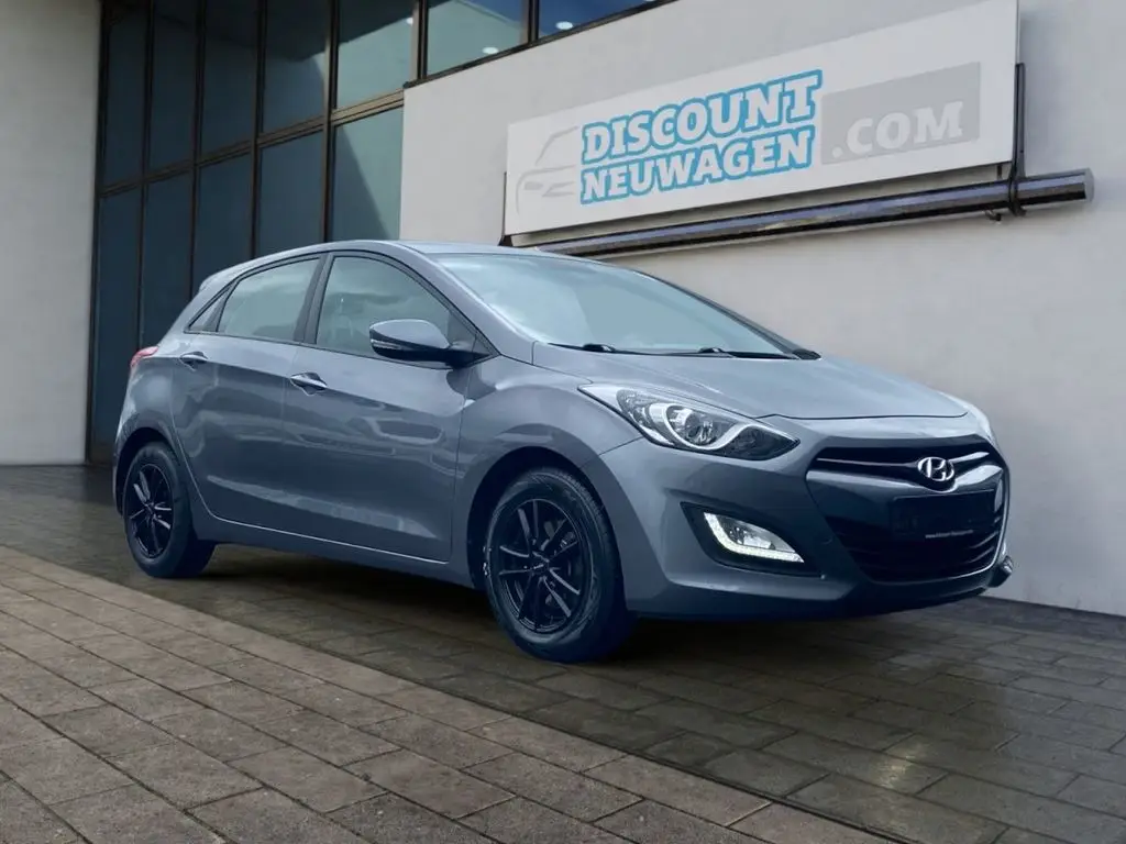 Photo 1 : Hyundai I30 2014 Petrol