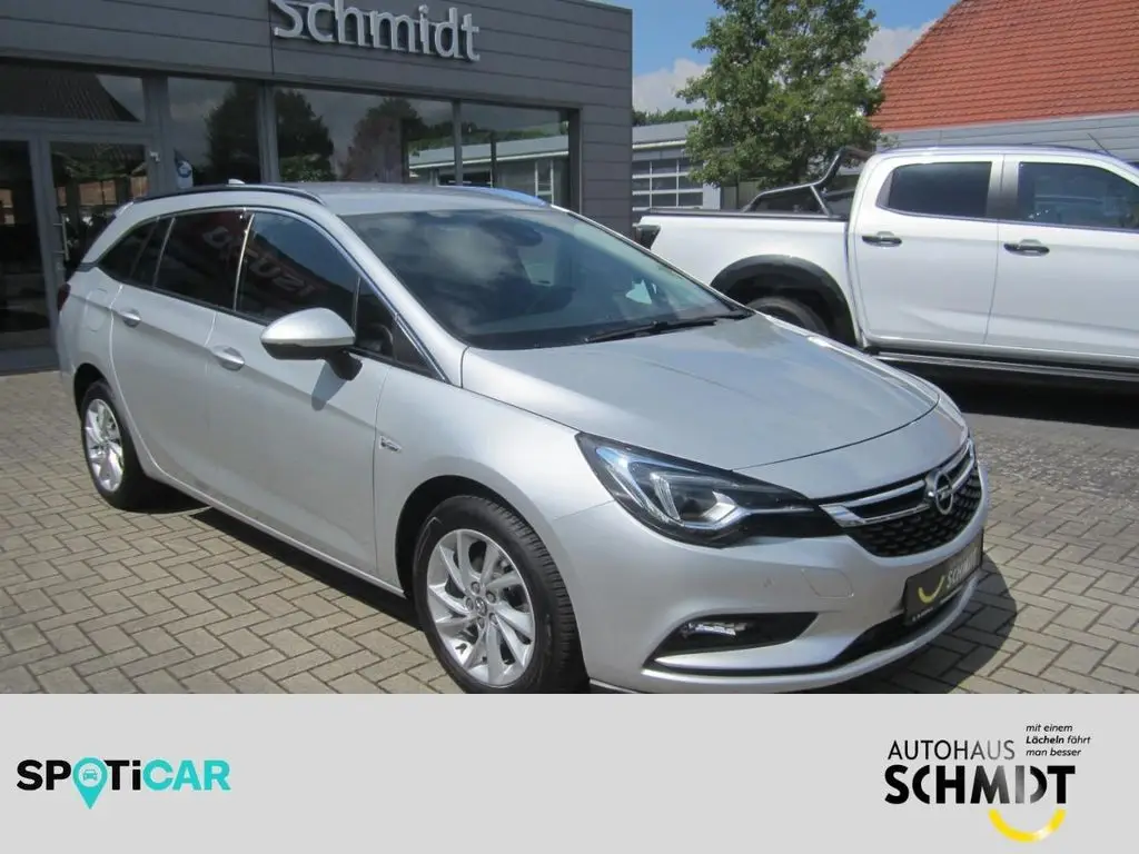 Photo 1 : Opel Astra 2017 Petrol