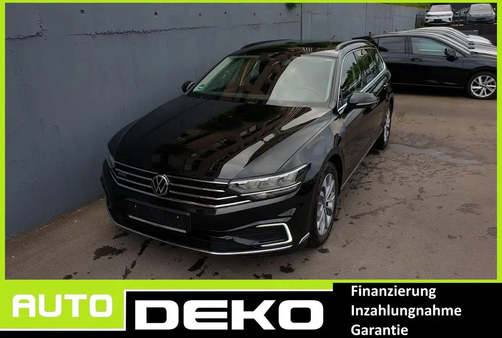 Photo 1 : Volkswagen Passat 2020 Hybrid