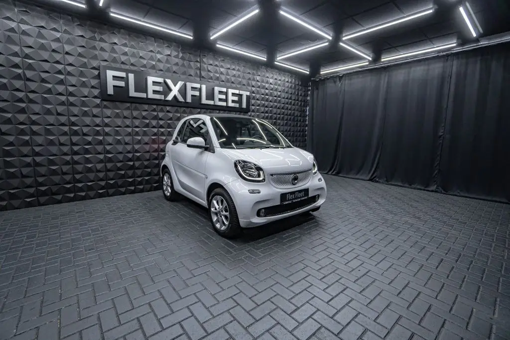 Photo 1 : Smart Fortwo 2019 Essence