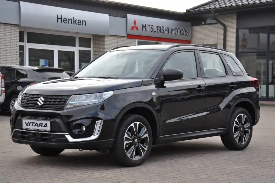 Photo 1 : Suzuki Vitara 2023 Petrol