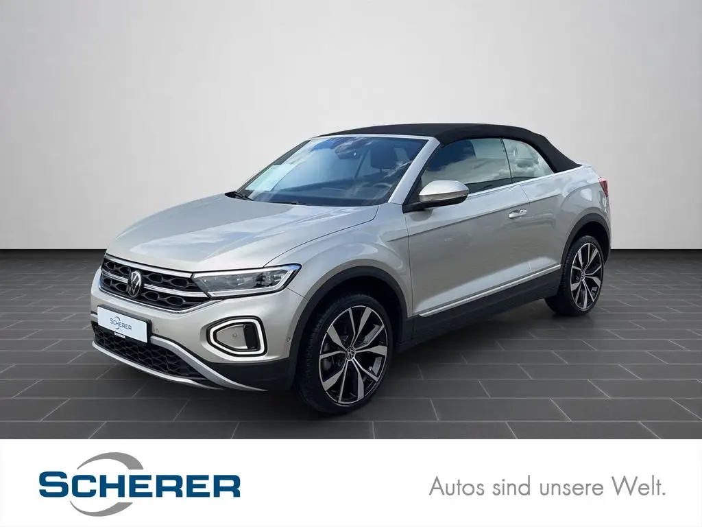 Photo 1 : Volkswagen T-roc 2023 Essence